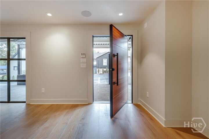 Property Photo:  1554 S Lumpkin Street 3  GA 30605 