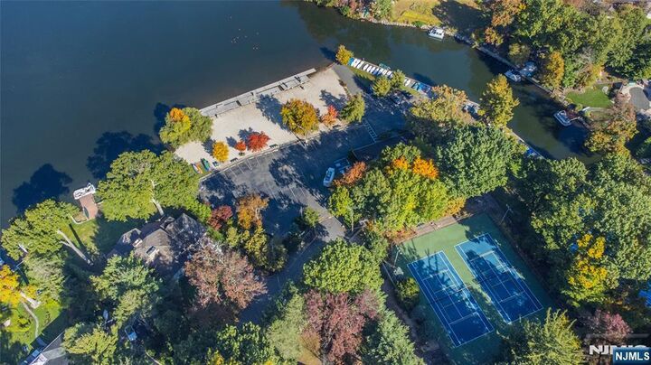 Property Photo:  45 Indian Road  NJ 07470 