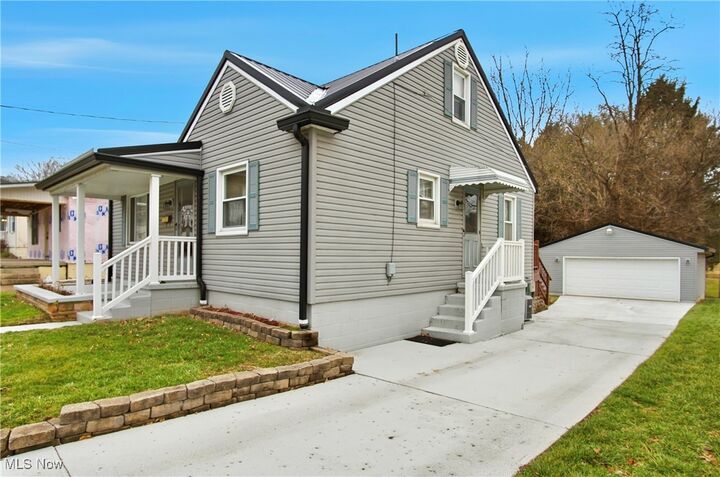 Property Photo:  745 E Fair Avenue  OH 43130 