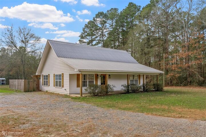 Property Photo: 645 Appaloosa Drive LA 71032