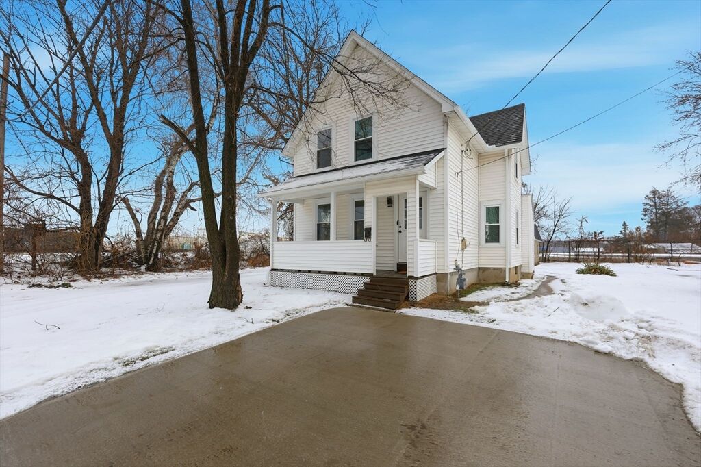 Property Photo:  29 Lowell Ave  MA 01089 