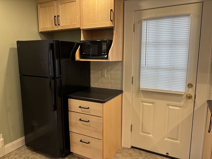 Property Photo:  58 Ashley Rd 2  MA 01040 