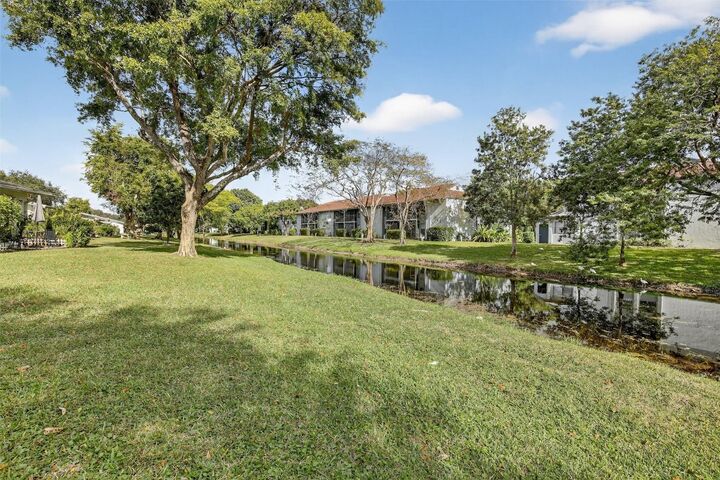 Property Photo: 1032 NW 83 Avenue D58 FL 33322