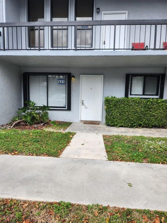 Property Photo:  651 N University Drive 23  FL 33324 