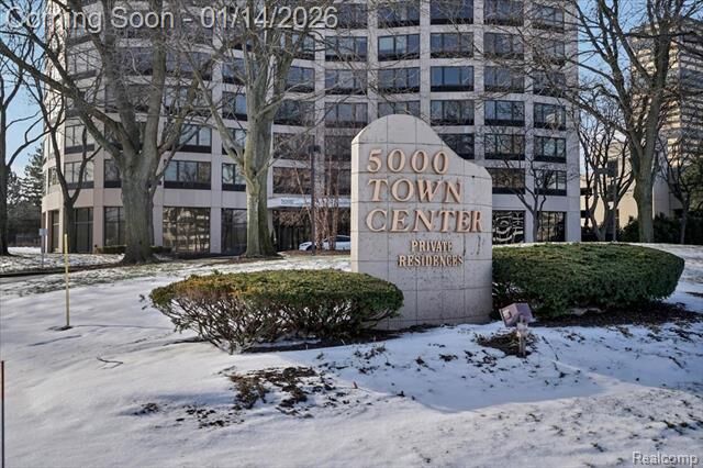 Property Photo:  5000 Town Center 3206  MI 48075 