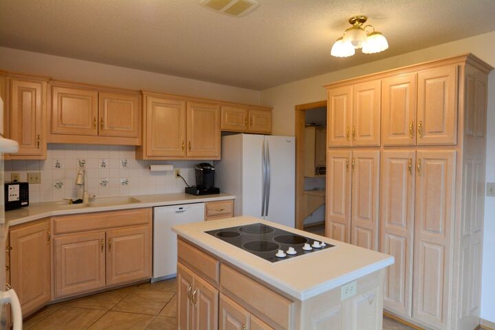 Property Photo:  10531 W Millpond St.  KS 67212-5977 