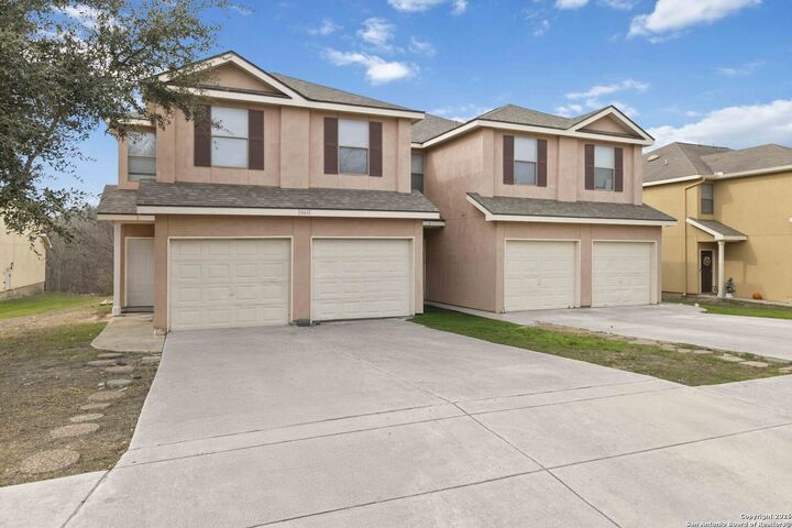 Property Photo:  10611 Mathom Landing  TX 78148 