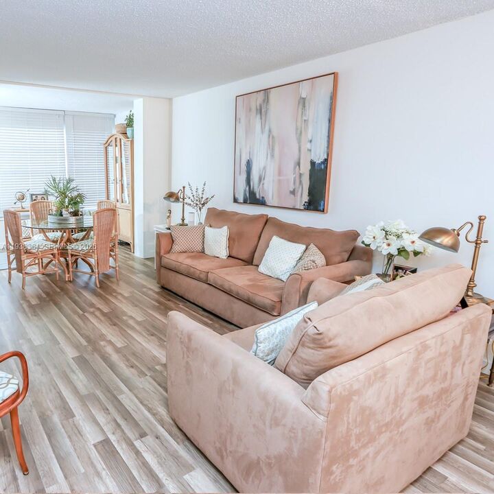Property Photo: 9150 Lime Bay Blvd 212 FL 33321