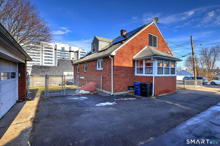 Property Photo:  14 Ely Street  CT 06516 