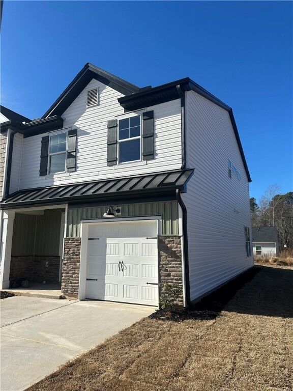 Property Photo: 407 Belgrove Way SC 29640