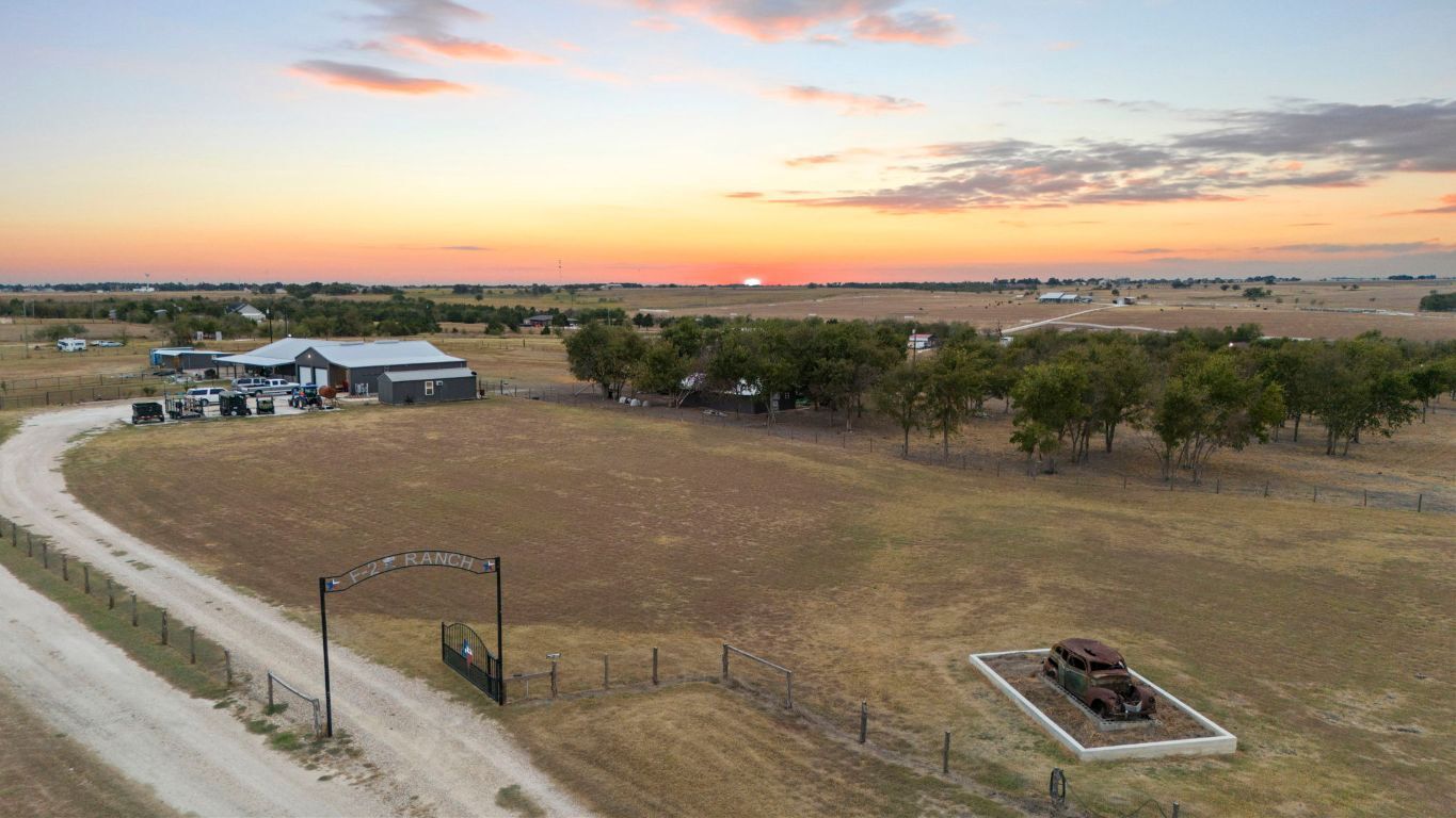 Property Photo: 1767 County Road 420 TX 76574