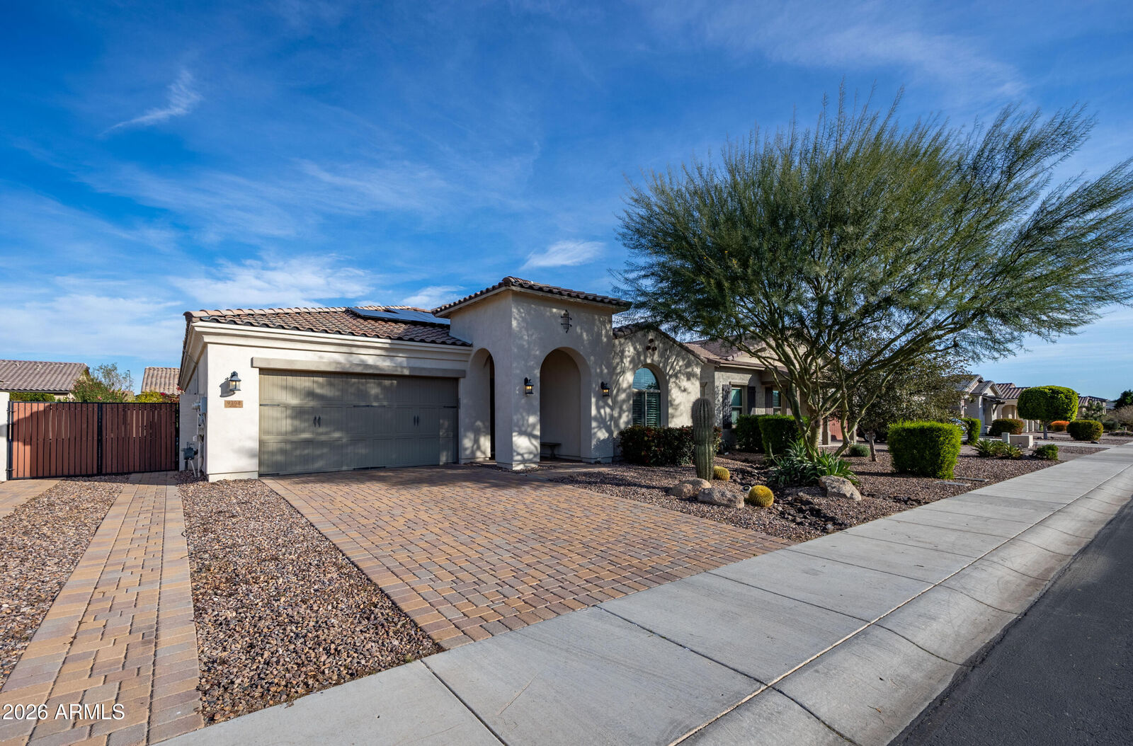 Property Photo:  9394 W Daley Lane  AZ 85383 