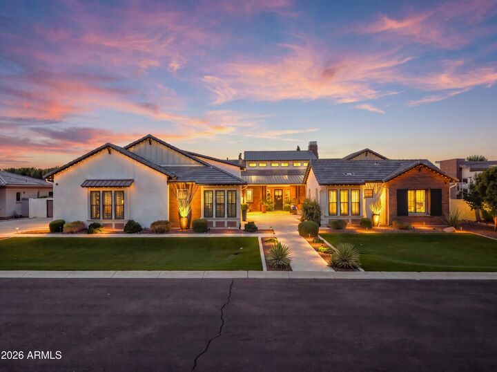 Property Photo:  2656 E Oriole Drive  AZ 85297 