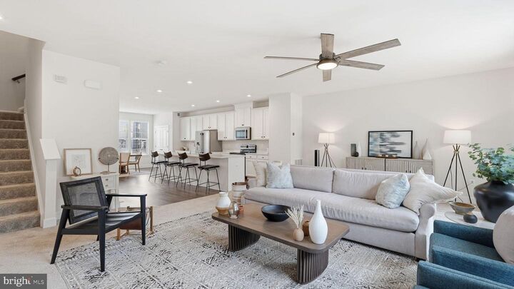 Property Photo:  10644 Hinton Way  VA 20112 