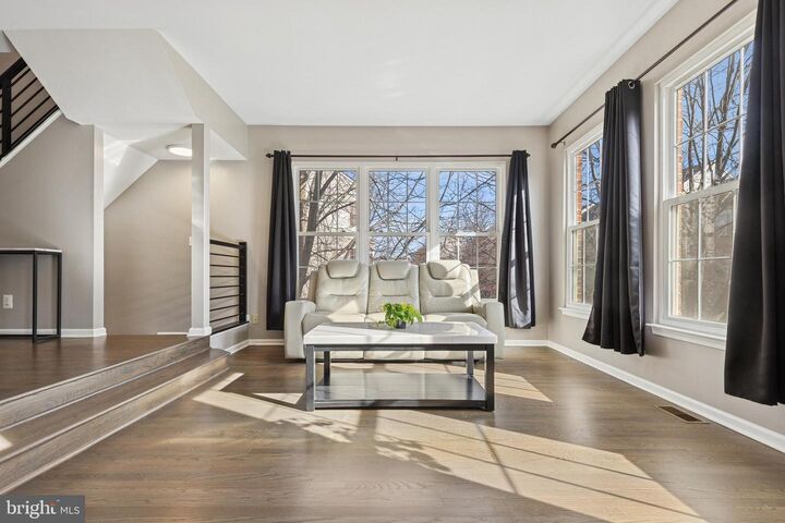 Property Photo: 2558 James Monroe Circle VA 20171