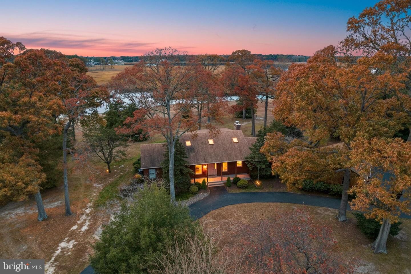 Property Photo:  5 Baypoint Road  DE 19966 