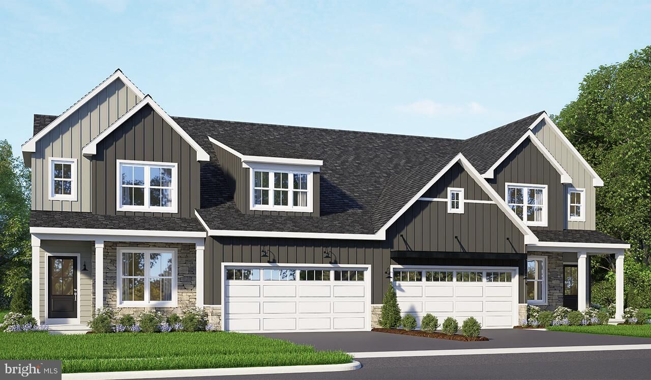 Property Photo:  43 Canterbury Lane  PA 17003 