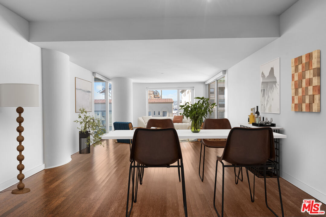 Property Photo: 6250 Hollywood Blvd CA 90028