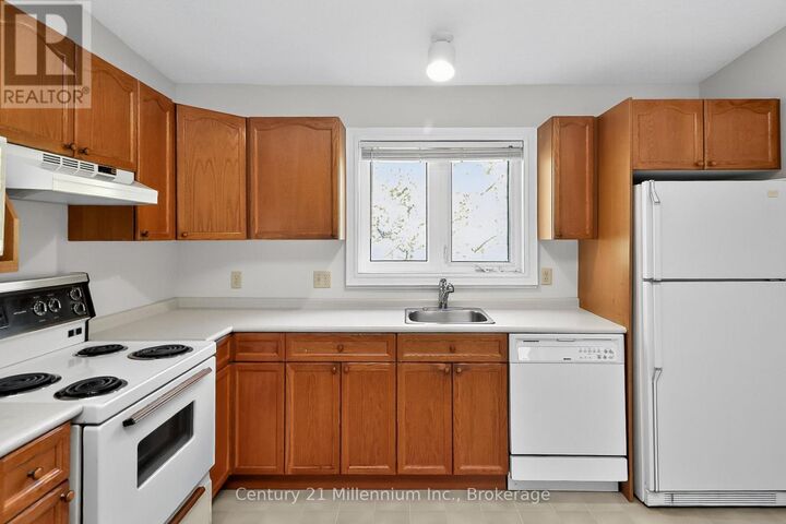 Photo de la propriété:  524 Oxbow Crescent  ON L9Y 5B4 