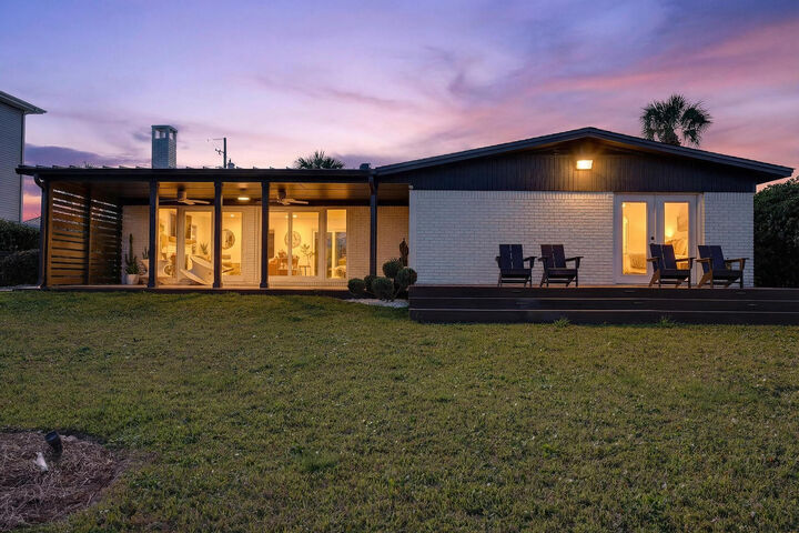 Property Photo:  717 Sailfish Drive  FL 32548 