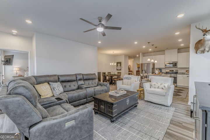 Property Photo:  20 Busby Drive SE  GA 30161 