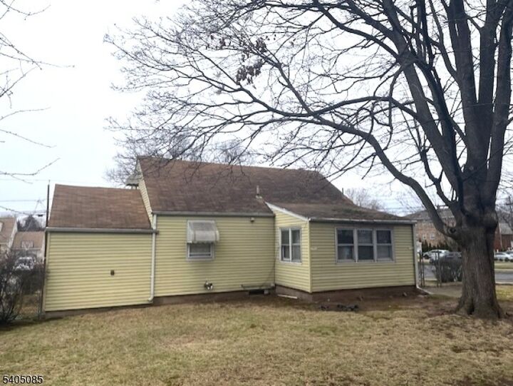 Property Photo:  31 Barnsdale Rd  NJ 07013 