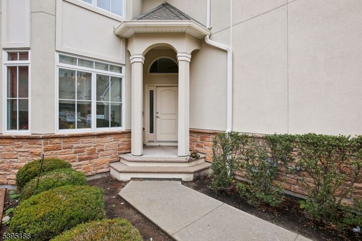 Property Photo:  28 Metzger Dr  NJ 07052 