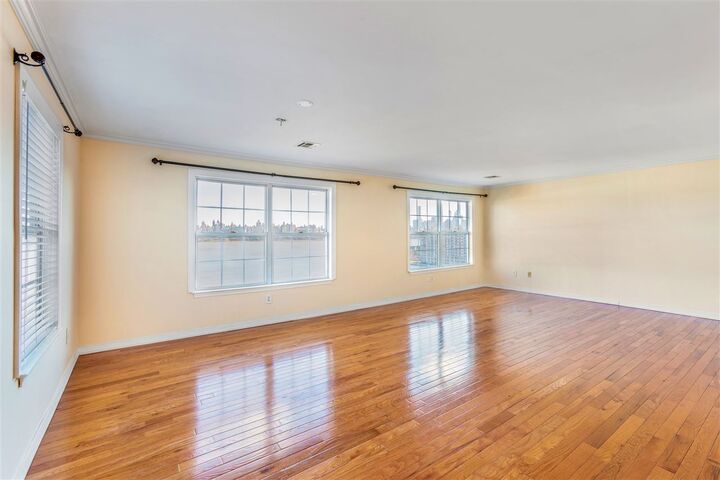 Property Photo:  32 Bergen Ridge Rd 2  NJ 07047 