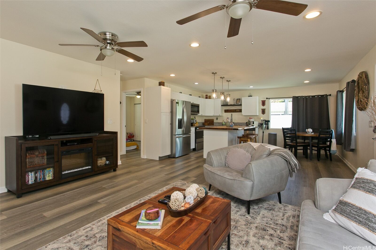 Property Photo: 84-810 Farrington Highway C HI 96792