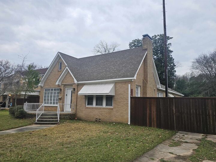 Property Photo: 959 N Marshall St TX 75652