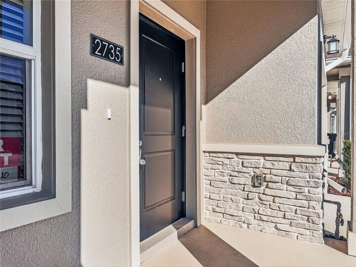 Property Photo:  2735 Skyline Loop  FL 34758 