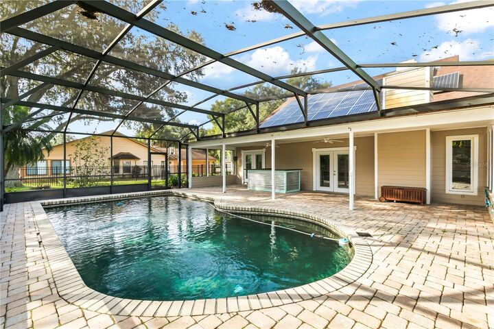 Property Photo: 4951 Courtland Loop FL 32708