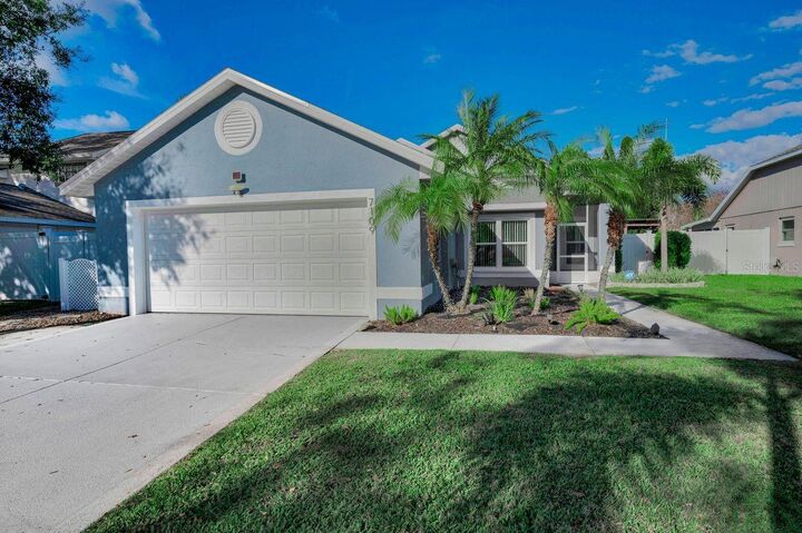 Property Photo: 7109 Woodhall Avenue FL 34653