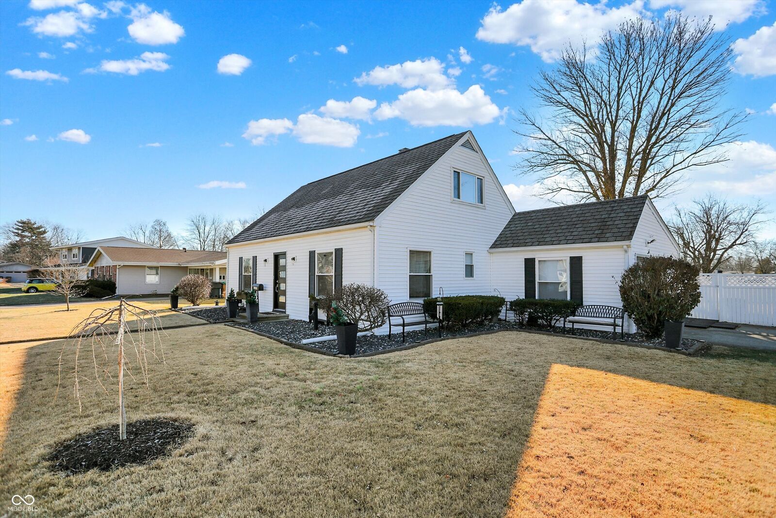 Property Photo:  3309 Larkspur Lane  IN 47203 