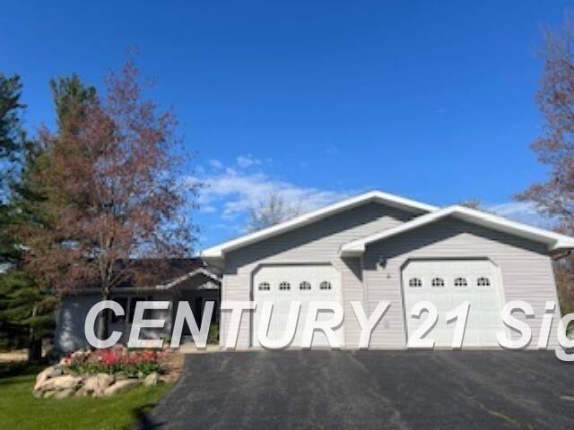 Property Photo: 5297 S Pine Street MI 48612