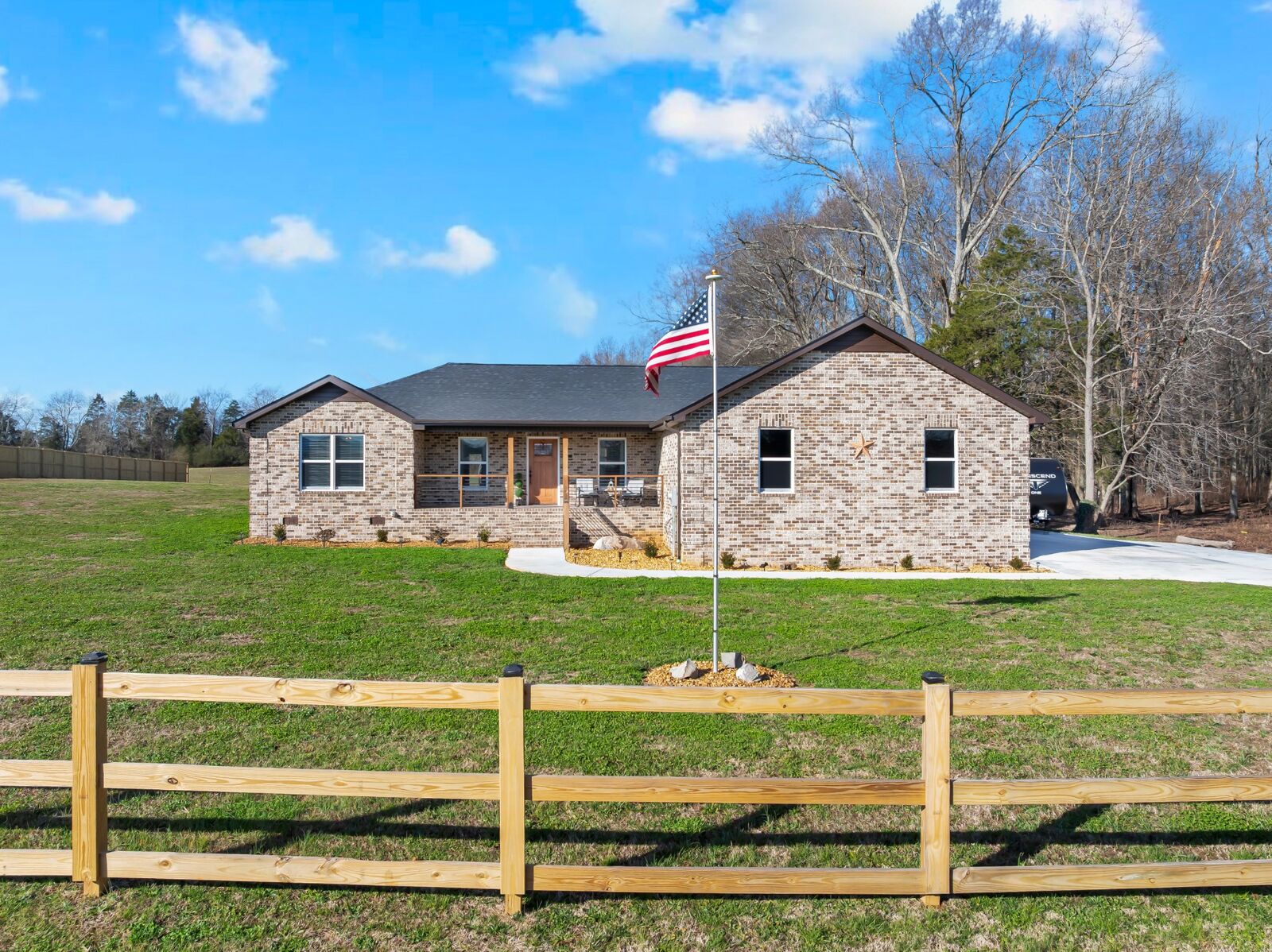 Property Photo:  300 Old Clark Rd  TN 37398 