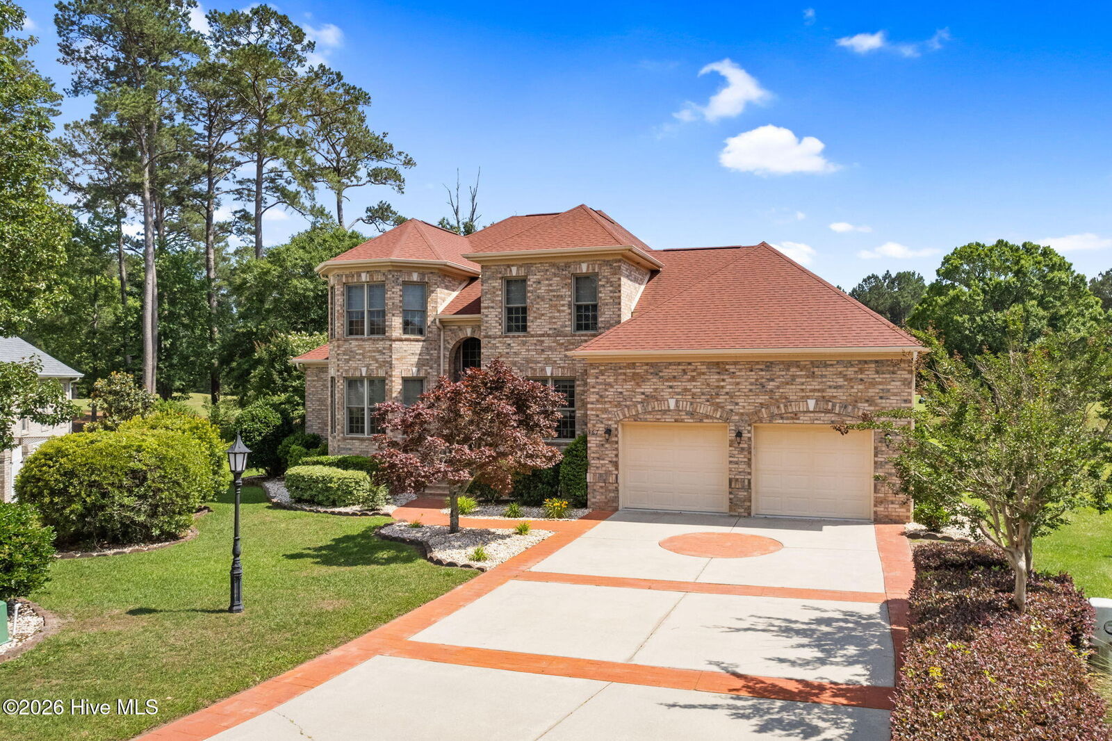 Property Photo: 567 Fairburn Court NW NC 28467