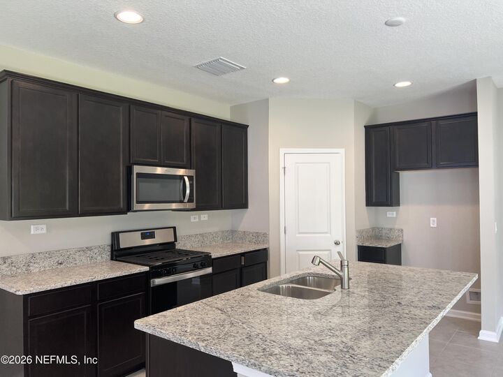 Property Photo:  238 Wineberry Lane  FL 32092 