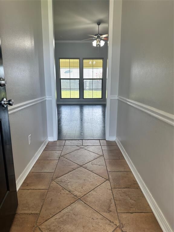 Property Photo:  5805 Bluebonnett Drive  LA 71112 