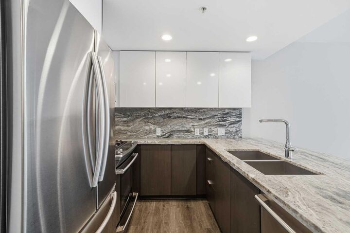 Property Photo:  519 Riverfront Avenue SE 1505  AB T2G 1K6 