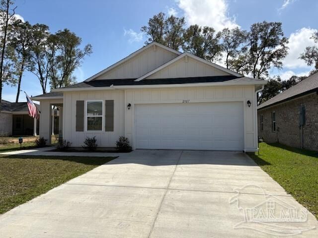 Property Photo:  2907 Bellview Pointe Cir  FL 32526 