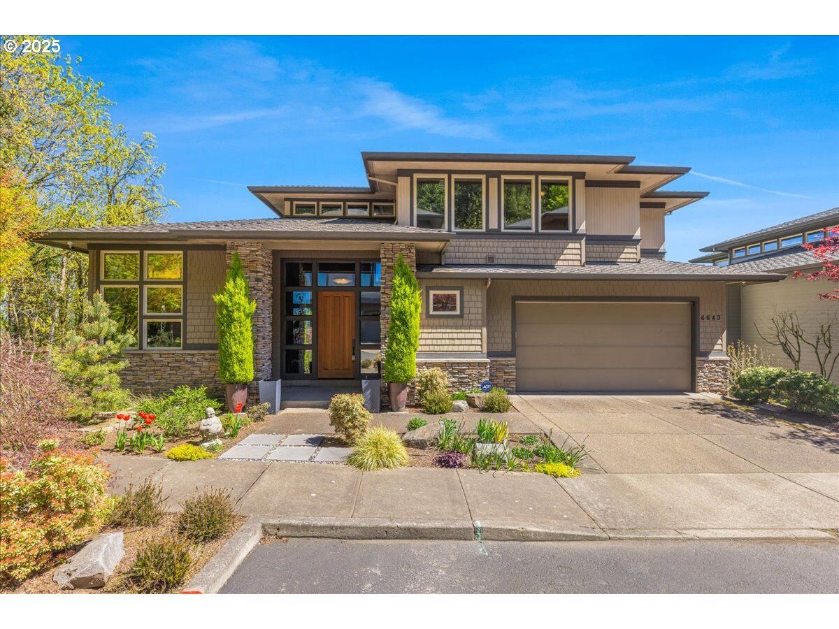 Property Photo:  6643 NW Meridian Ridge Dr  OR 97210 