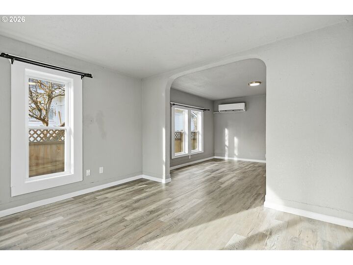 Property Photo:  417 E Court St  WA 98620 