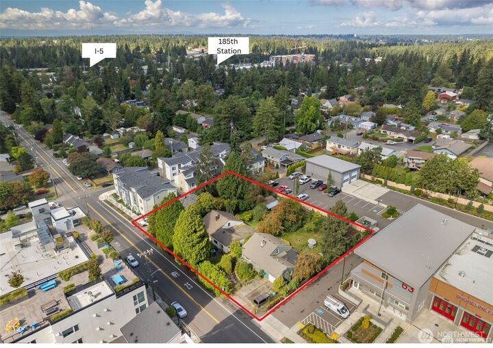 Property Photo:  1222 NE 180th Street  WA 98155 