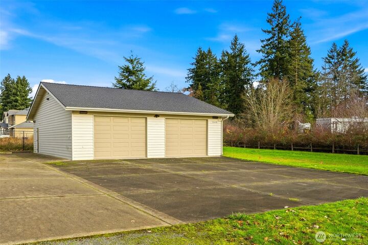Property Photo:  13410 SE 256th Street  WA 98042 