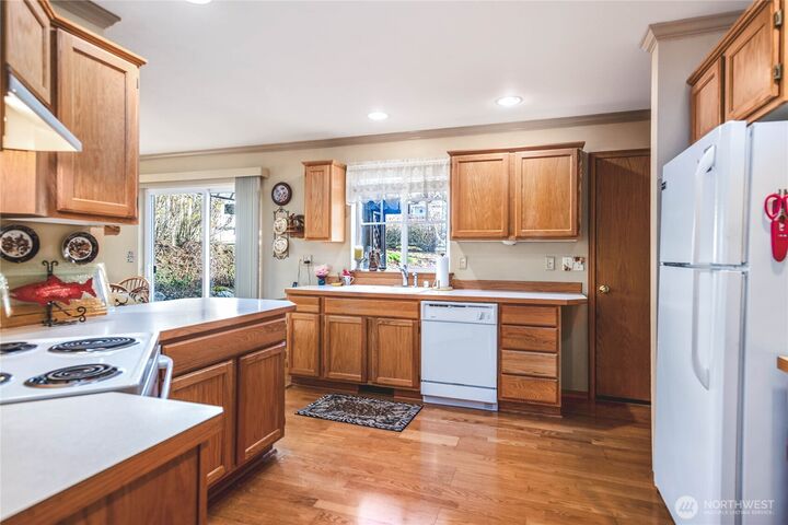 Property Photo:  970 SW Upland Court  WA 98277 