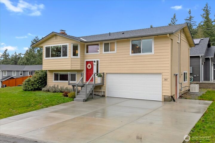 Property Photo:  361  Grandview Avenue  WA 98282 