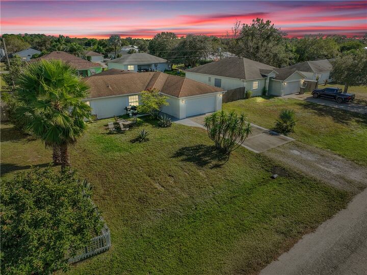 Property Photo:  7856 101st Avenue  FL 32967 