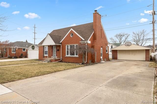Property Photo:  1046 6th Street  MI 48192 
