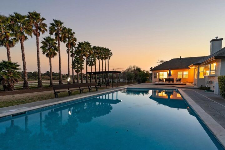 Property Photo:  380 West Middle Avenue  CA 95037 